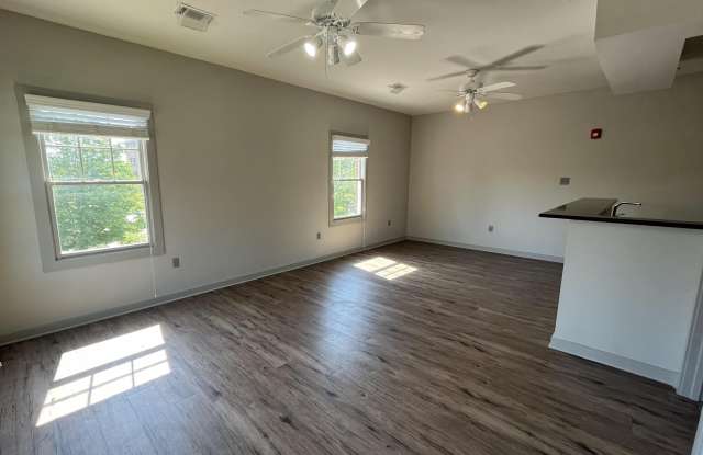 1855 McKennon Street Gallery 2