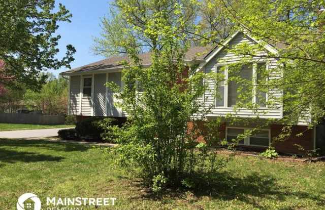 1701 South Speas Drive Gallery 2