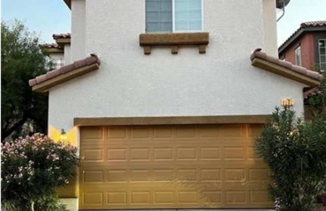 Bright & Inviting 3 Bed, 2.5 Bath Home in Desirable 89149 photos photos