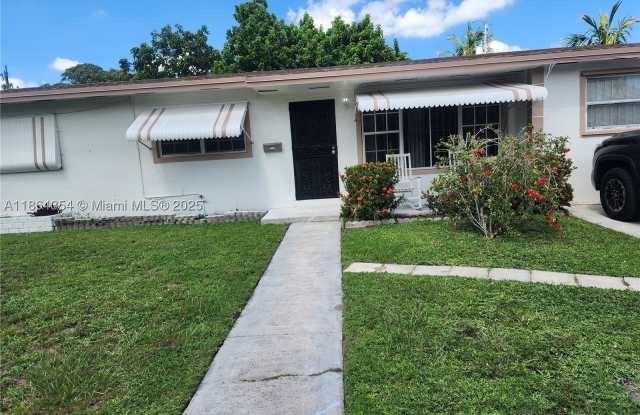 17200 NW 11th Ave Gallery 2