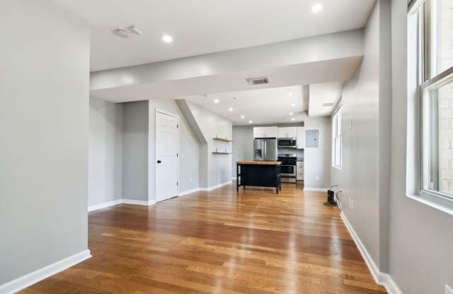 2 Level, 2 Bedroom Condo in Hill East! - 429 18th Street Northeast, Washington, DC 20002