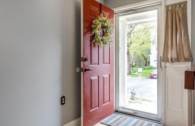 8752 VILLAGE GREEN COURT Gallery 3
