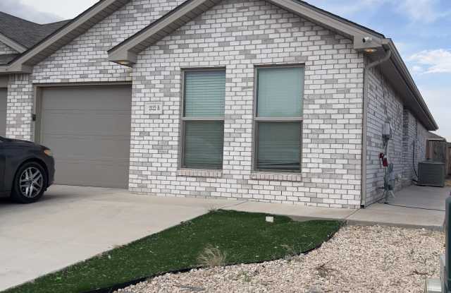 2114 N Jayton Avenue photos photos
