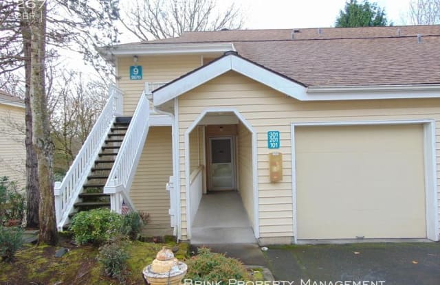 2670 118th Avenue SE - 2670 118th Ave SE, Bellevue, WA 98005