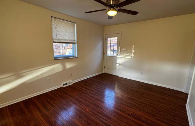 3735 Lovell Avenue - 3 photos photos