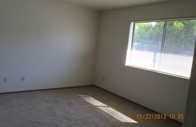 896 Kingman Dr. Gallery 4