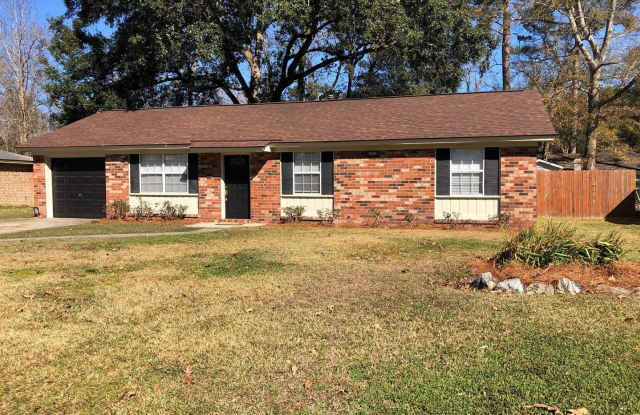3 Bedroom/2Bath Home Located In The Heart of Richmond Hill-Available Now!! photos photos