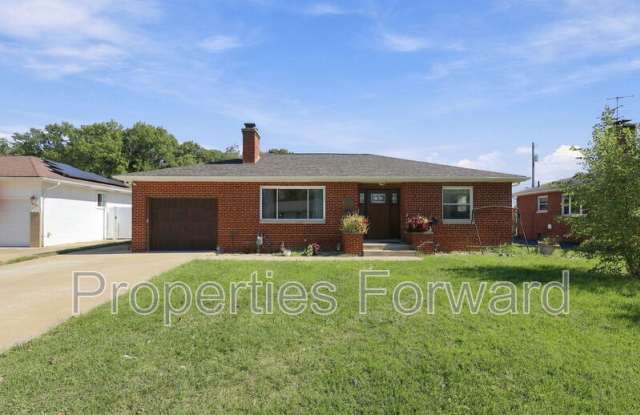 330 Topsfield Road Gallery 2