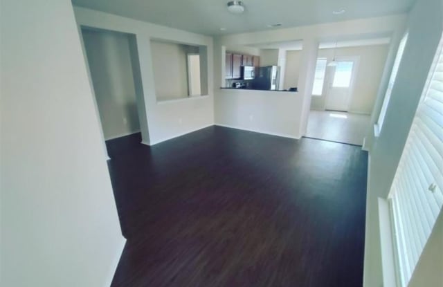 8829 Valley River Drive Gallery 3