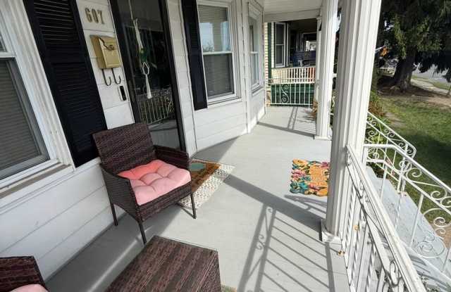Scranton 3 Bedroom Single Family, Gas Heat, Off Street Parking Gallery 3