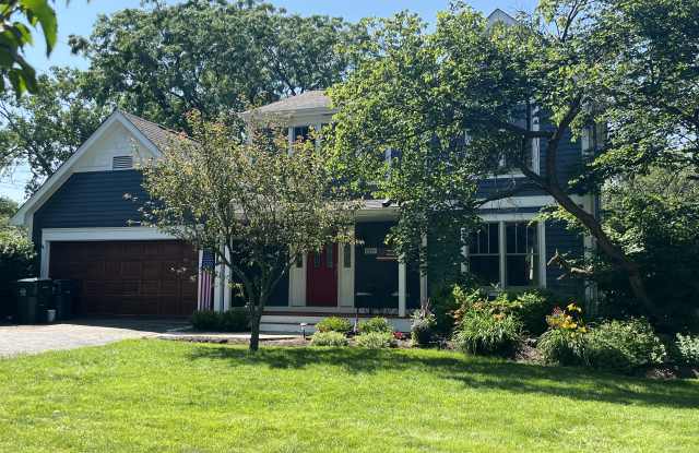 889 East Stonebridge Court Gallery 2