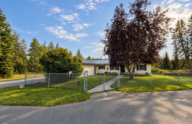 LONG TERM RENTAL! Gallery 1