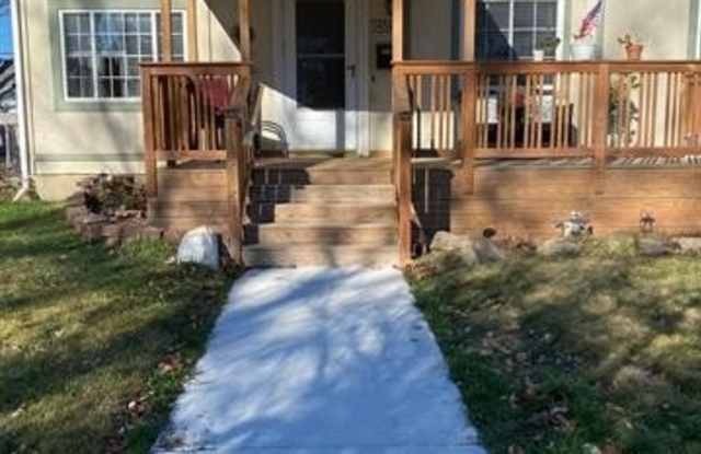 14040 LABELLE Street - 14040 Labelle Street, Oak Park, MI 48237