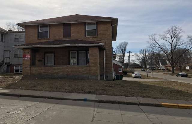 433 W. Adams - 433 West Adams Street, Macomb, IL 61455