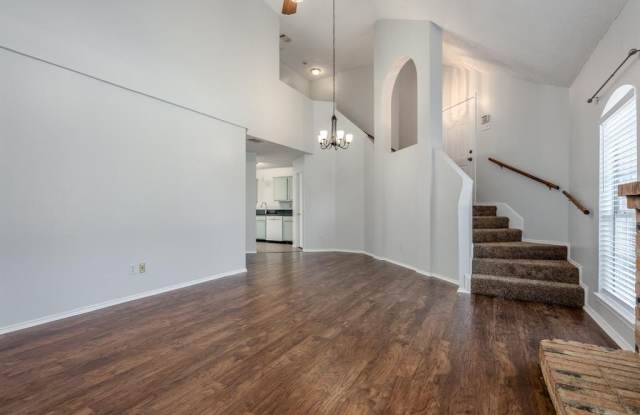 1348 Creekview Drive Gallery 3