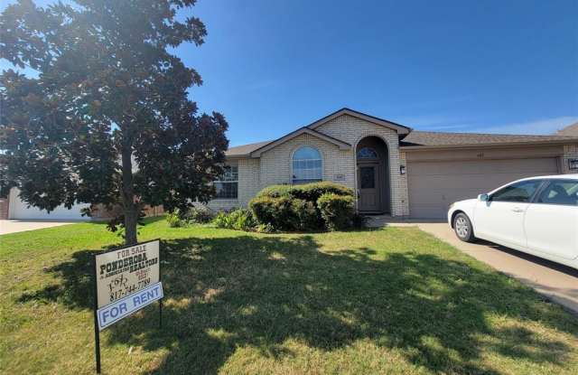 645 Creekview Drive - 645 Creekview Drive, Burleson, TX 76028