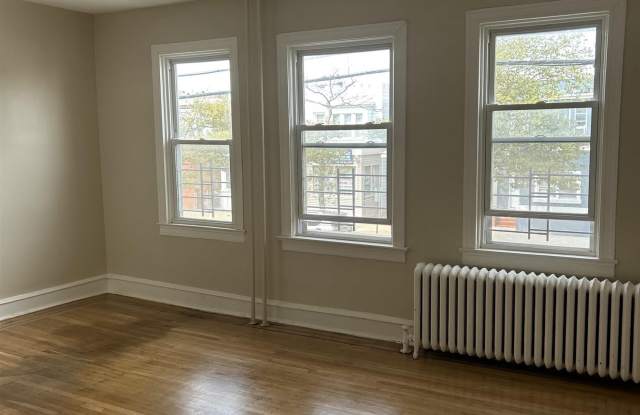 4012 Ventnor Ave Gallery 2