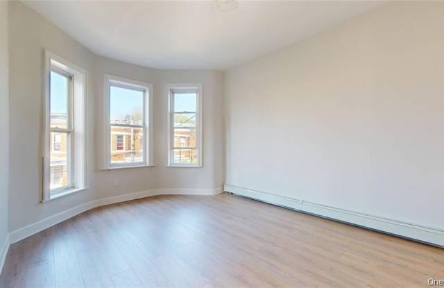 549 Ashford Street unit: Second Floor - 549 Ashford Street, Brooklyn, NY 11207