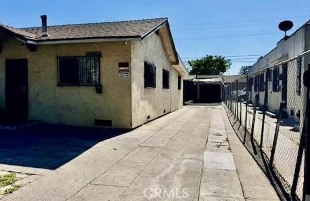 1124 E 69th photos photos