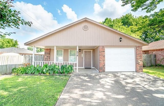516 Hill Circle - 516 Hill Circle, Centerton, AR 72719
