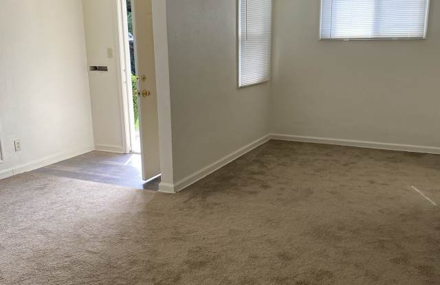 1761 Market St Ne - 1761 Market Street Northeast, Salem, OR 97301