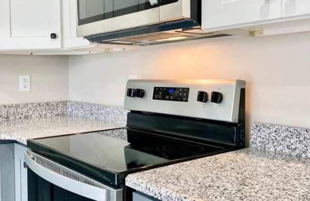 1330 Maid Marian Lane photos photos