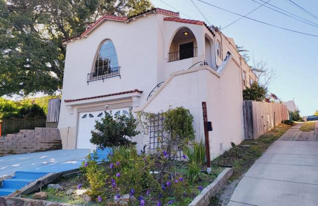 Charming Single Family Home photos photos