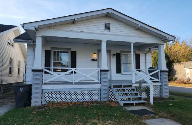759 W. Harrison Ave. Decatur, IL - 759 West Harrison Avenue, Decatur, IL 62526