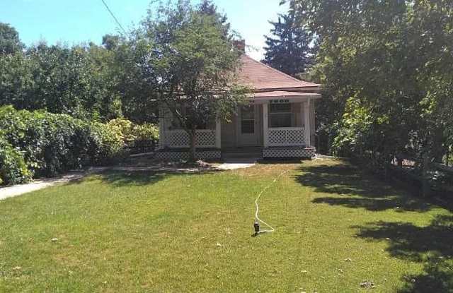 7800 Bradburn Boulevard photos photos