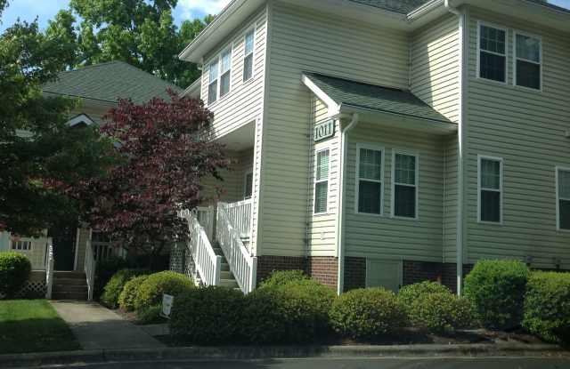 1011 Ninth Street, Apt. #2 - 1011 9th Street, Durham, NC 27705
