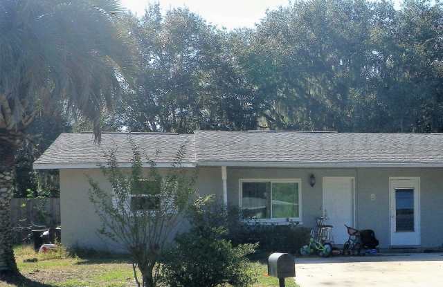 Spacious 2/1 Duplex on Gospel Island!!! photos photos