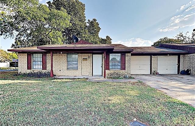 222 E 4th Street - 222 E 4th St, Irving, TX 75060