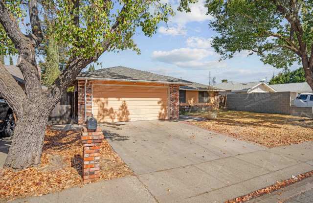 3 bedroom home for RENT in Modesto - 3329 Wild Palms Dr, Modesto Gallery 4