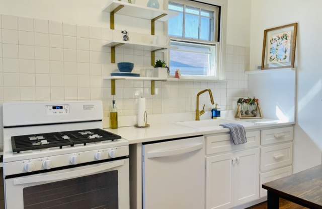 6464 Lloyd Avenue - 6464 Lloyd Avenue, St. Louis, MO 63139