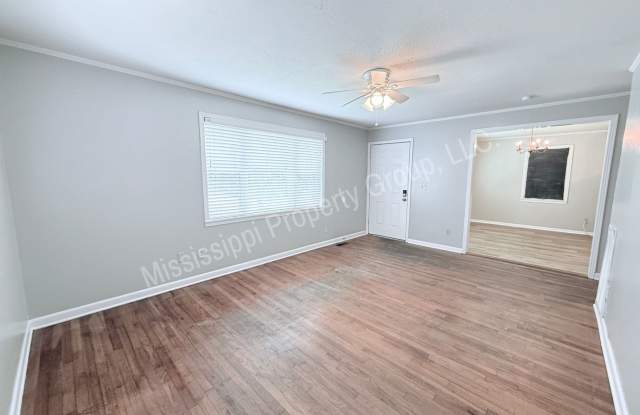 4BR/2.5BA Home Gallery 4