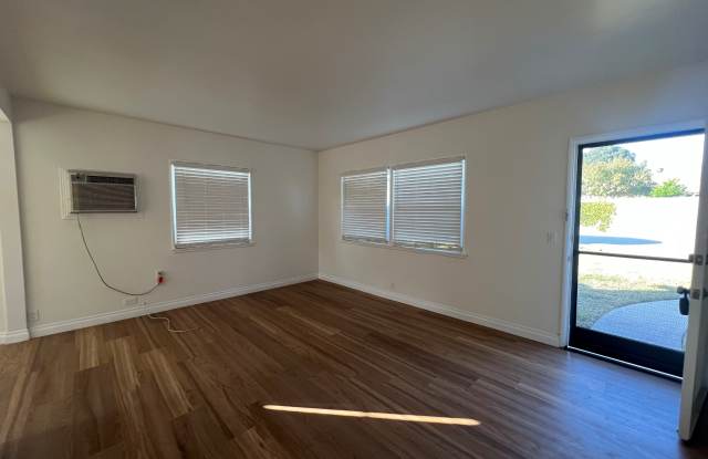 9516 Bogue Street Gallery 3