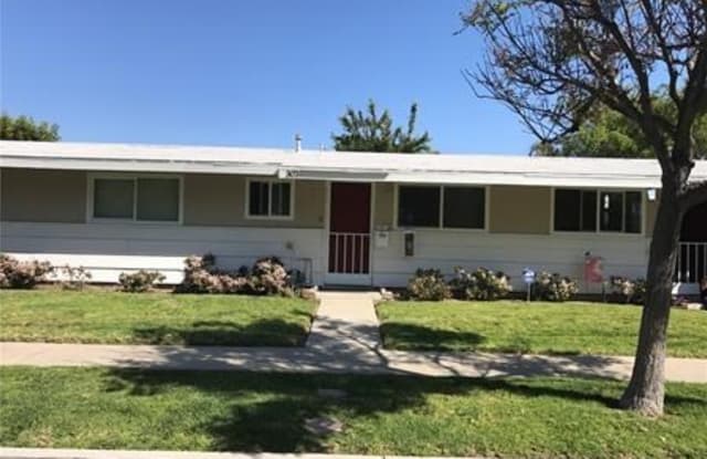 307 3rd - 307 E 3rd St, Tustin, CA 92781