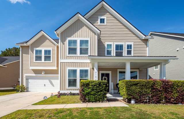 4 Bedroom, 3.5 Bathroom Home in Summers Corner - Summerville photos photos