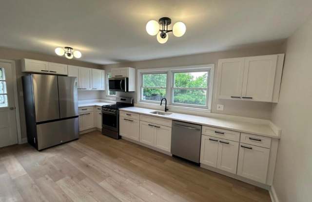 113 Union Ave photos photos