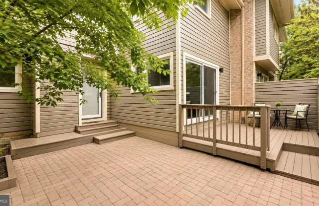 1959 LAKEPORT WAY Gallery 4