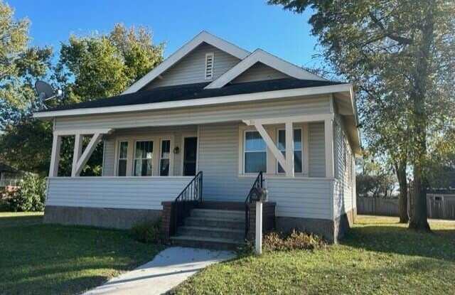 311 E Main Street photos photos