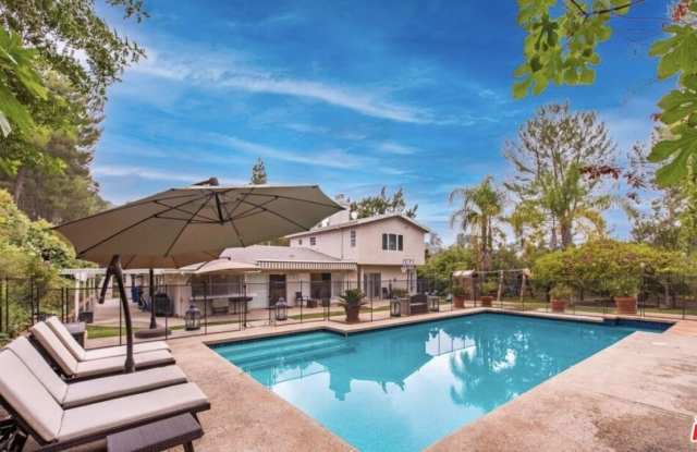 4330 Romero Dr photos photos