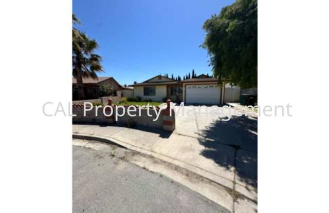 Three bedroom house in King City, CA photos photos