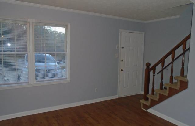 5554 Estates Court Gallery 2