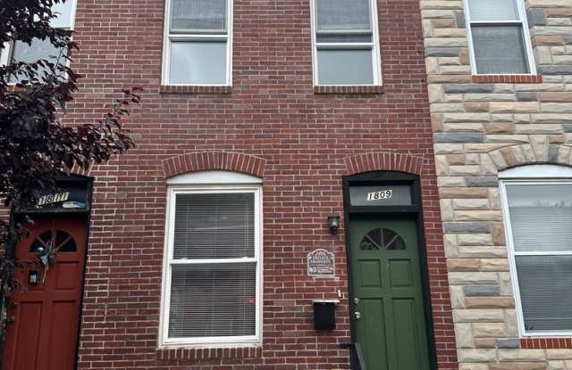 Beautifully Renovated Home! Central Air! Rear Yard! Available Now! photos photos