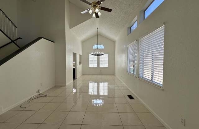 Spacious 3 Bedroom, 2.5 Bath 2 Car Garage photos photos