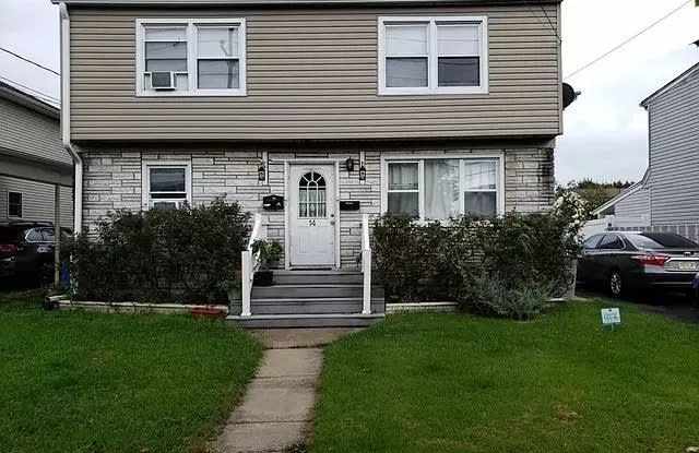 14 North Woodside Avenue Gallery 1