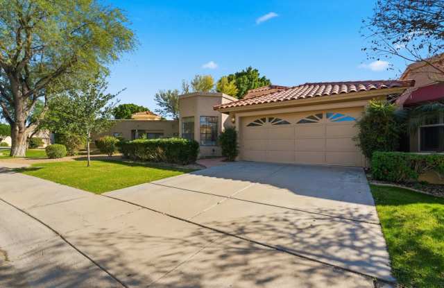 Welcome to this stunning 3-bedroom, 2-bathroom home in the heart of Scottsdale, AZ Gallery 4