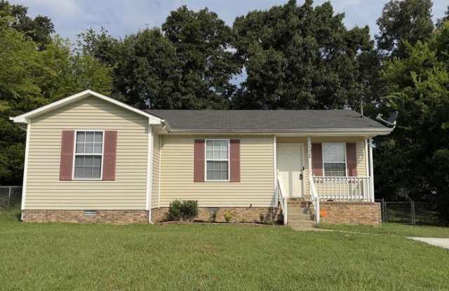 1028 Bush Ave - 1028 Bush Avenue, Oak Grove, KY 42262