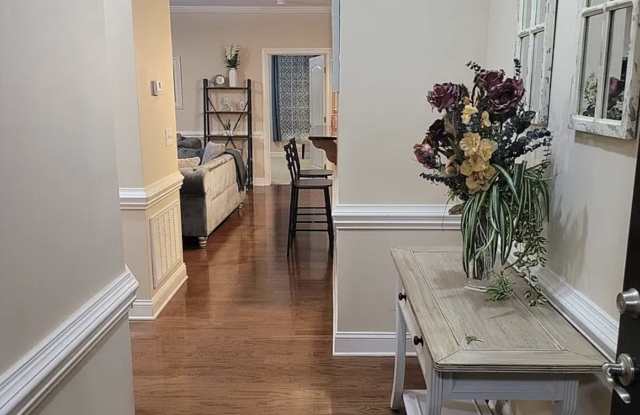 1922 Harcourt Circle - 101Unit 101 Gallery 4